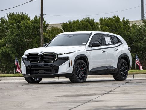 New 2026 BMW XM Label Red image 3