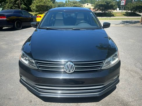 Used 2016 Volkswagen Jetta Sport Sedan FWD image 8