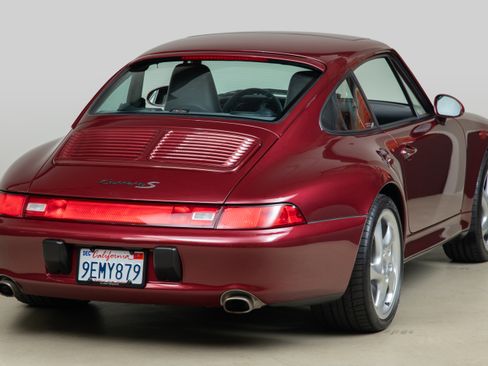 Used 1997 Porsche 911 Carrera S Coupe RWD image 8