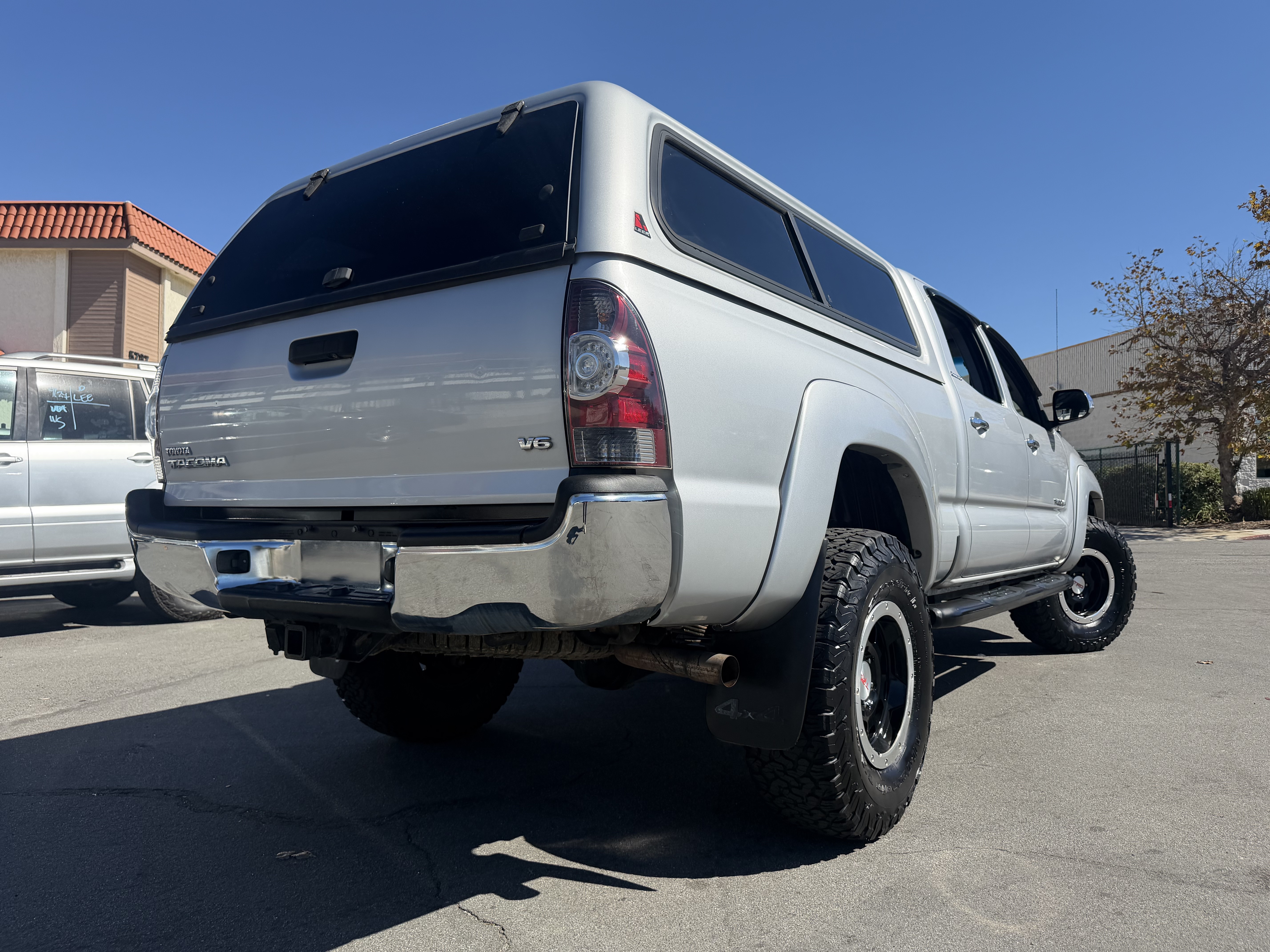 Used 2013 Toyota Tacoma 4x4 Double Cab Limited image 12