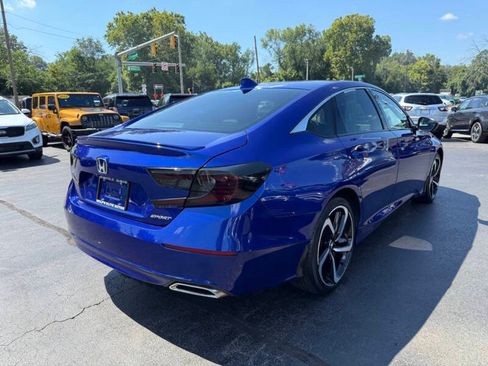 Used 2019 Honda Accord Sport image 8