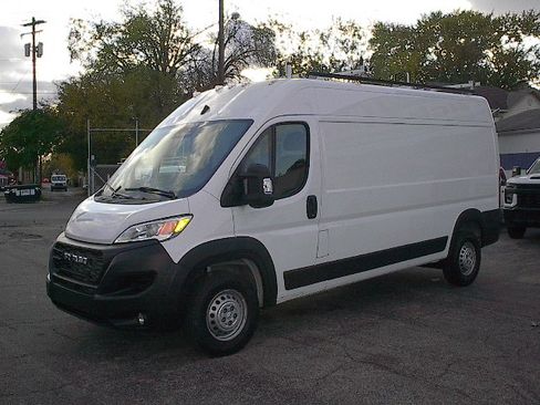 Used 2024 RAM ProMaster 2500 image 8