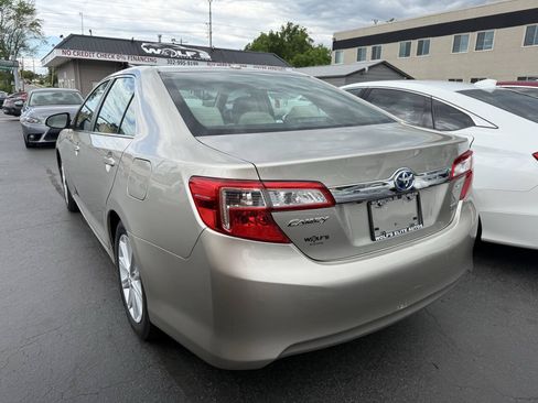 Used 2014 Toyota Camry XLE Hybrid FWD image 6