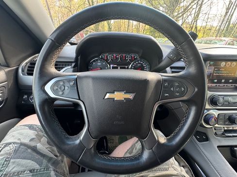 Used 2015 Chevrolet Tahoe LT image 25