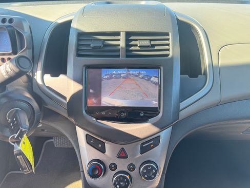 Used 2015 Chevrolet Sonic LT image 23