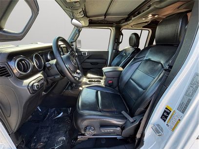 Used 2021 Jeep Wrangler Unlimited Sahara w/ Altitude