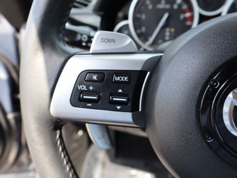 Used 2008 MAZDA MX-5 Miata Touring image 21