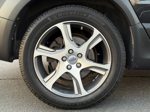 Used 2015 Volvo XC70 T6 Platinum image 27