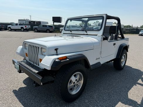 Used 1991 Jeep Wrangler 4WD S image 2