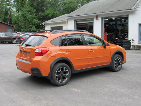 Used 2013 Subaru XV Crosstrek 2.0i Premium AWD/4WD image 7