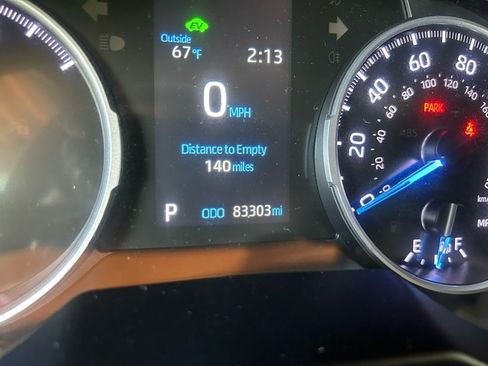 Used 2021 Toyota RAV4 LE image 10