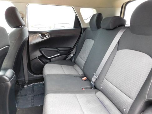 Used 2020 Kia Soul S image 21