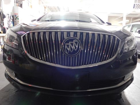 Used 2014 Buick LaCrosse CX image 8