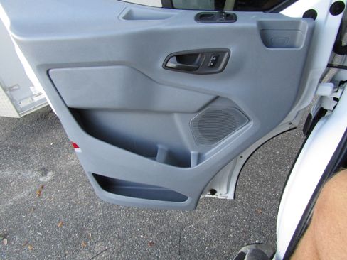 Used 2017 Ford Transit 250 image 16