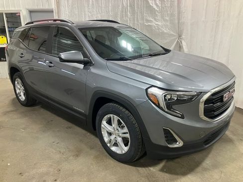 Used 2021 GMC Terrain SLE image 29