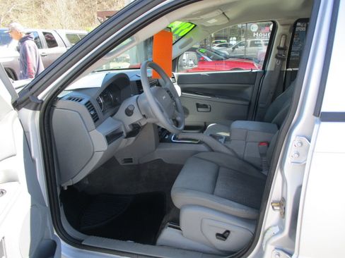 Used 2007 Jeep Grand Cherokee Laredo image 15