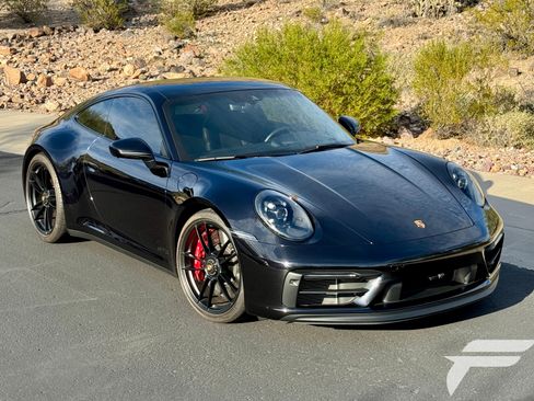 Used 2022 Porsche 911 Carrera GTS image 3