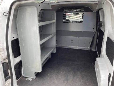 Used 2014 Ford Transit Connect XL image 10