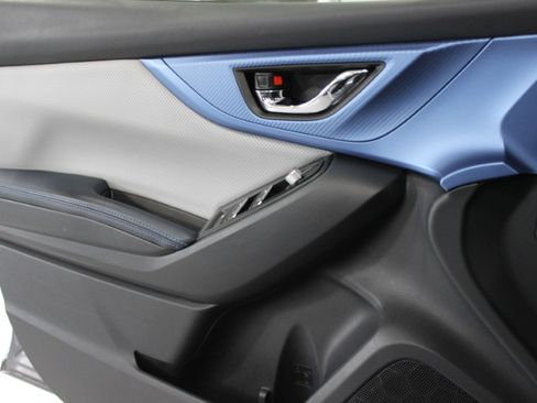 Used 2023 Subaru Crosstrek image 27