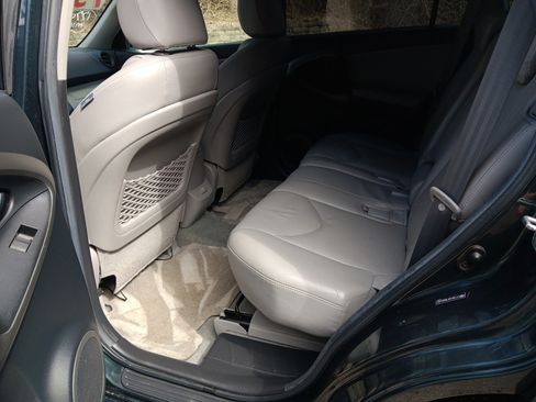 Used 2011 Toyota RAV4 Limited image 16