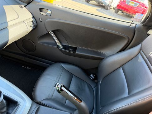 Used 2007 Saturn Sky Red Line image 10