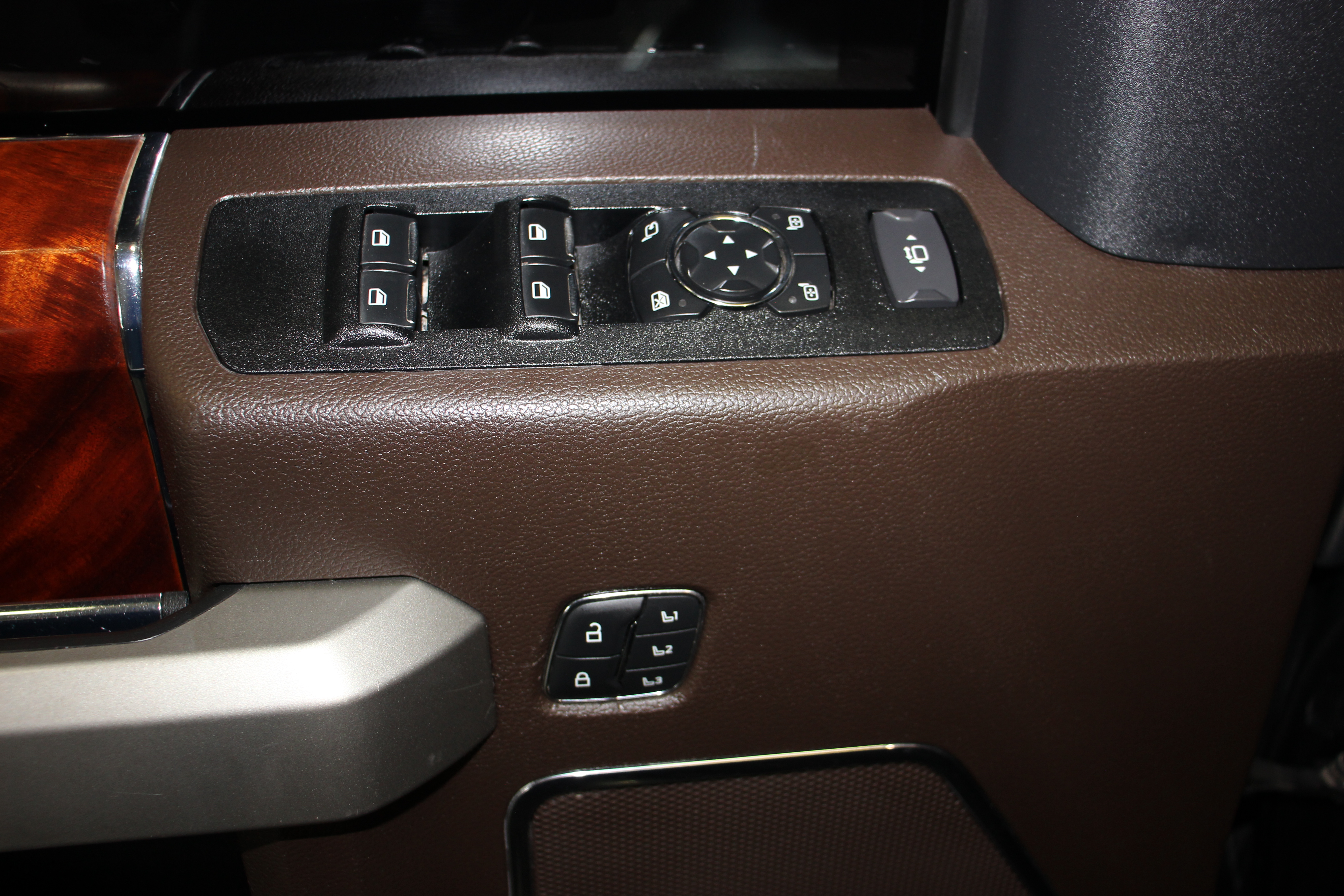 Used 2020 Ford F250 4x4 Crew Cab Super Duty image 19