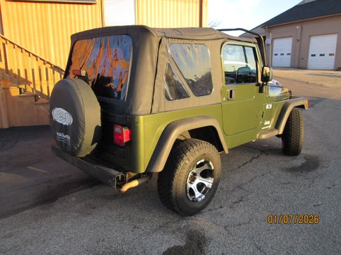 Used 2006 Jeep Wrangler X image 3