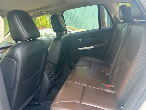 Used 2011 Ford Edge Limited image 26