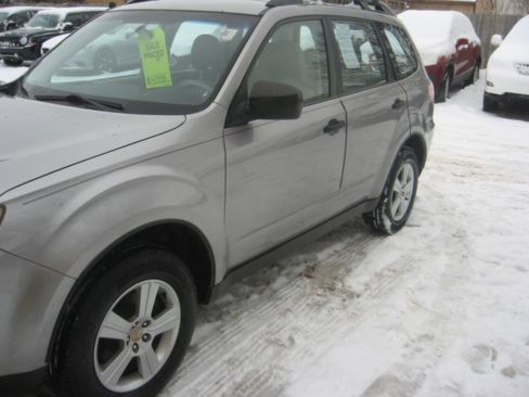 Used 2011 Subaru Forester 2.5X image 1