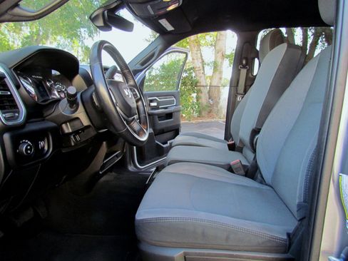 Used 2024 RAM 2500 Big Horn image 20