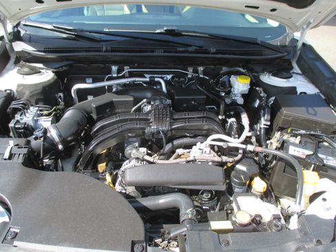 Used 2020 Subaru Outback Limited AWD/4WD image 16