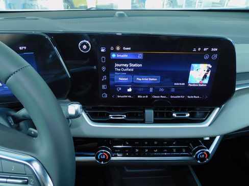 New 2026 Chevrolet Equinox LT image 5