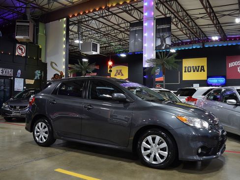 Used 2012 Toyota Matrix S FWD image 6