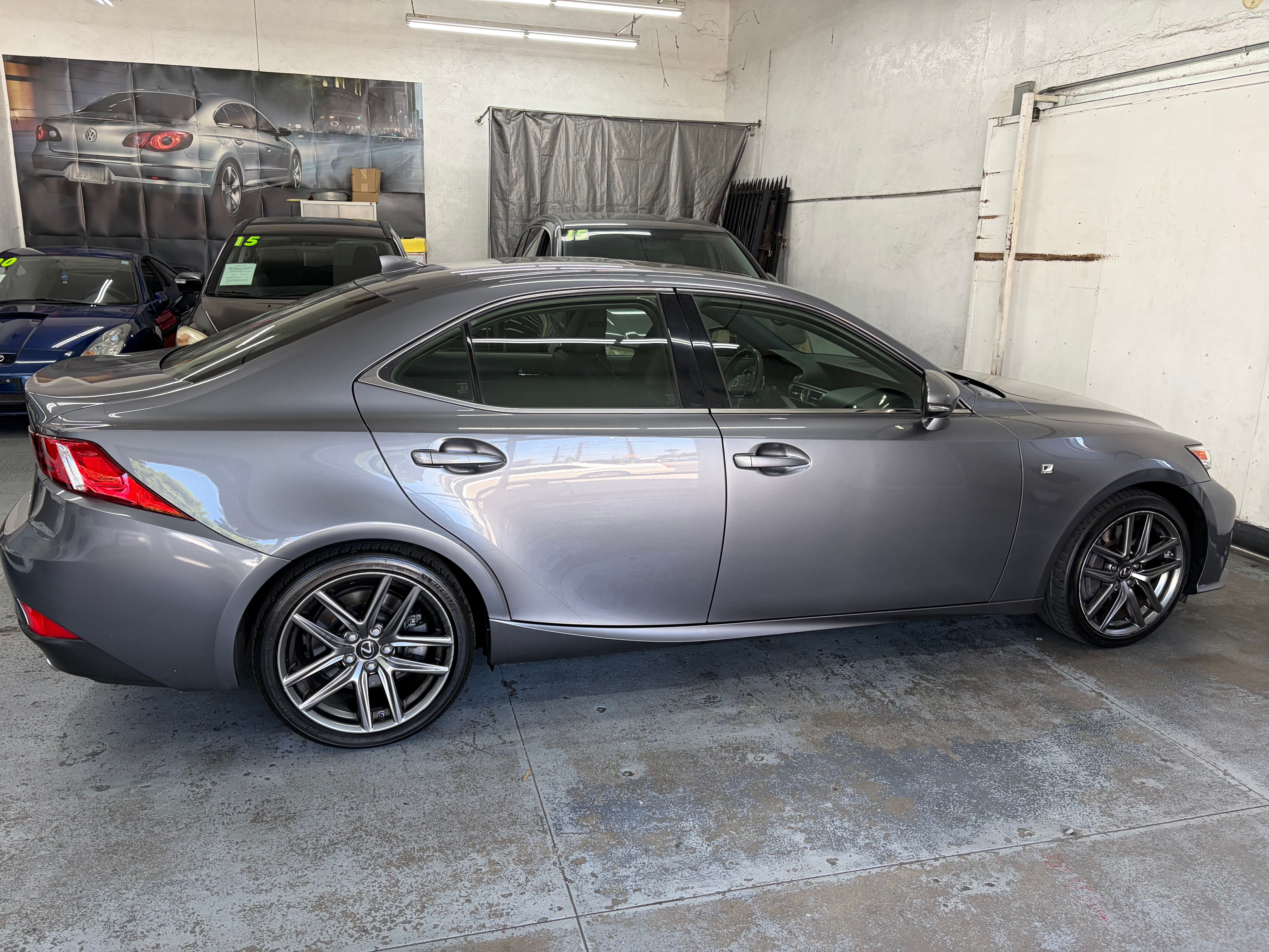 Used 2016 Lexus IS 200t F Sport RWD image 7