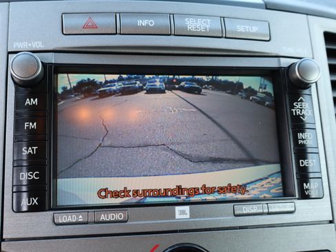 Used 2011 Toyota Venza AWD image 28