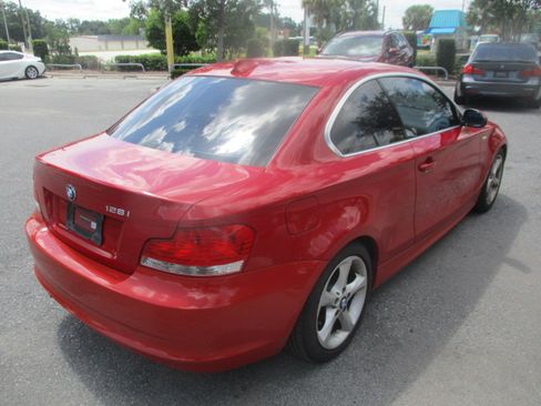 Used 2009 BMW 128i image 6