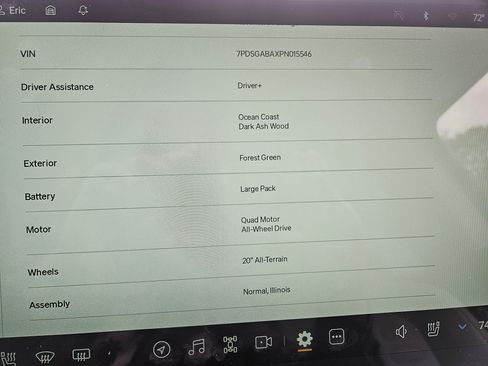 Used 2023 Rivian R1S Adventure image 13