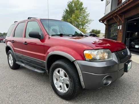 Used 2006 Ford Escape 4WD XLT image 7