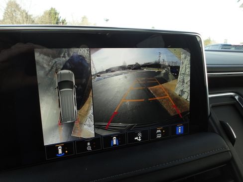 Used 2024 Chevrolet Tahoe LT w/ Signature Plus Package image 15