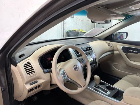 Used 2015 Nissan Altima 2.5 S FWD image 13