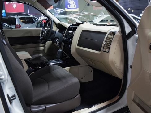 Used 2009 MAZDA Tribute Touring FWD image 21