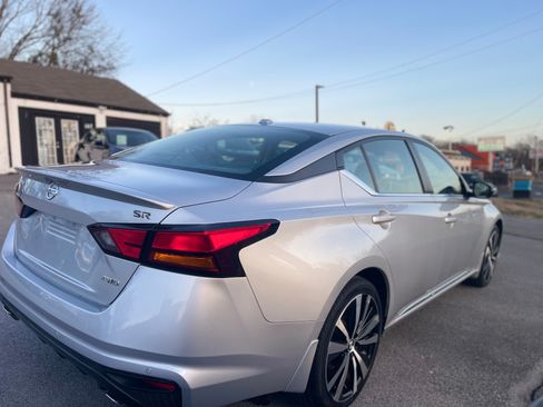 Used 2022 Nissan Altima 2.5 SR image 5