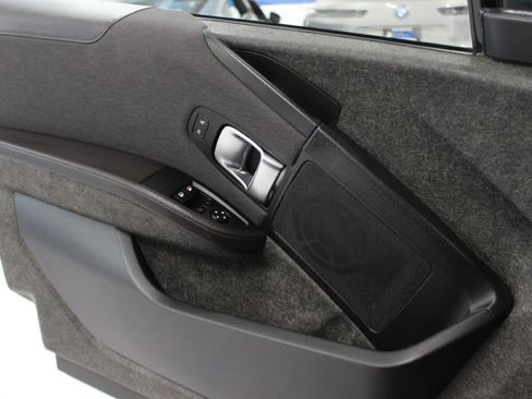 Used 2015 BMW i3 image 32