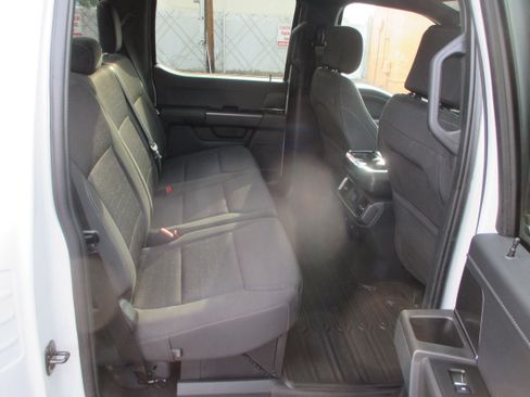Used 2024 Ford F150 XLT image 11