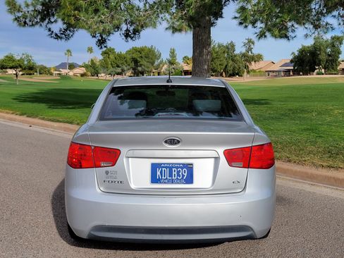 Used 2011 Kia Forte EX image 6