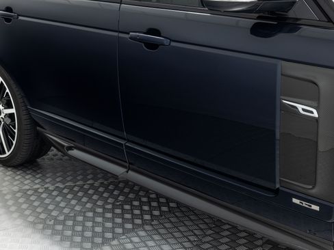 Used 2021 Land Rover Range Rover P525 Westminster Edition LWB image 17