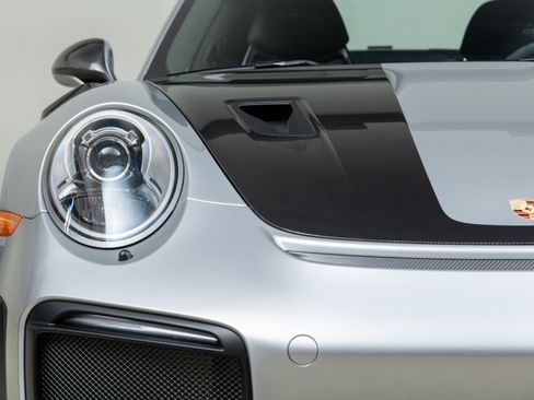 Used 2018 Porsche 911 GT2 RS image 51