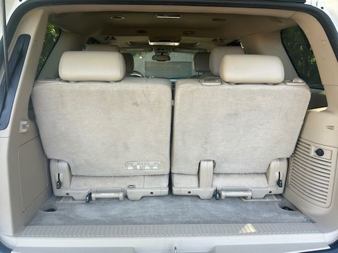 Used 2012 Chevrolet Tahoe 4WD LTZ image 35