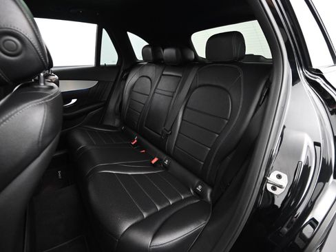 Used 2021 Mercedes-Benz GLC 300 image 40