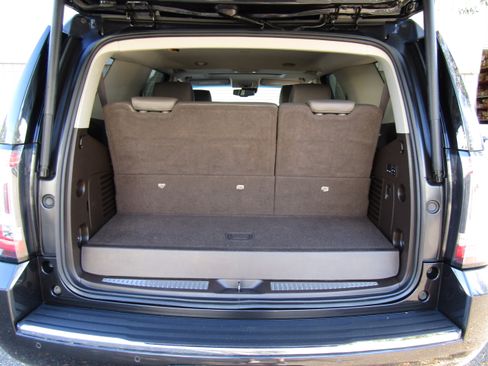 Used 2020 GMC Yukon Denali image 12